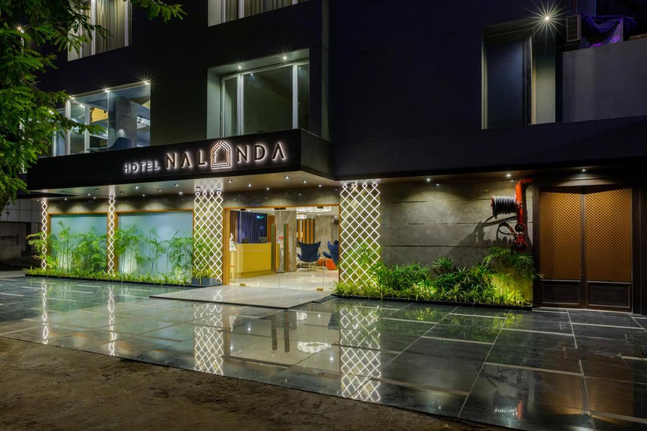 Hotel Nalanda Amhedabad Dış mekan fotoğraf